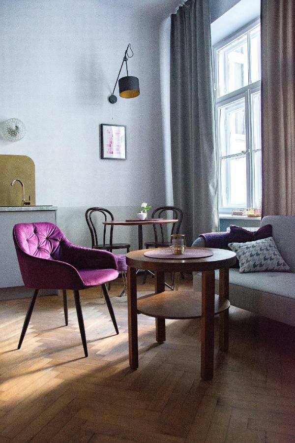 Aparthotel Nowy Swiat 28 ワルシャワ エクステリア 写真